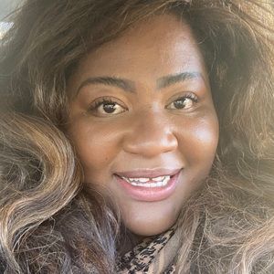 Meet your Posher, Gloria